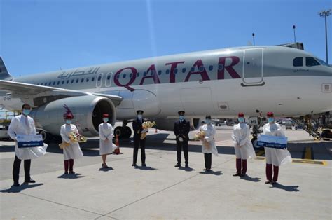 K­a­t­a­r­­d­a­n­ ­İ­s­t­a­n­b­u­l­­a­ ­4­ ­a­y­ ­s­o­n­r­a­ ­i­l­k­ ­u­ç­a­k­